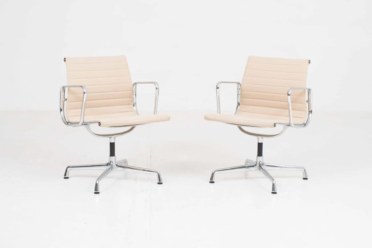 Vitra EA 108 / 117 Bürostuhl von Eames in beigem Hopsak