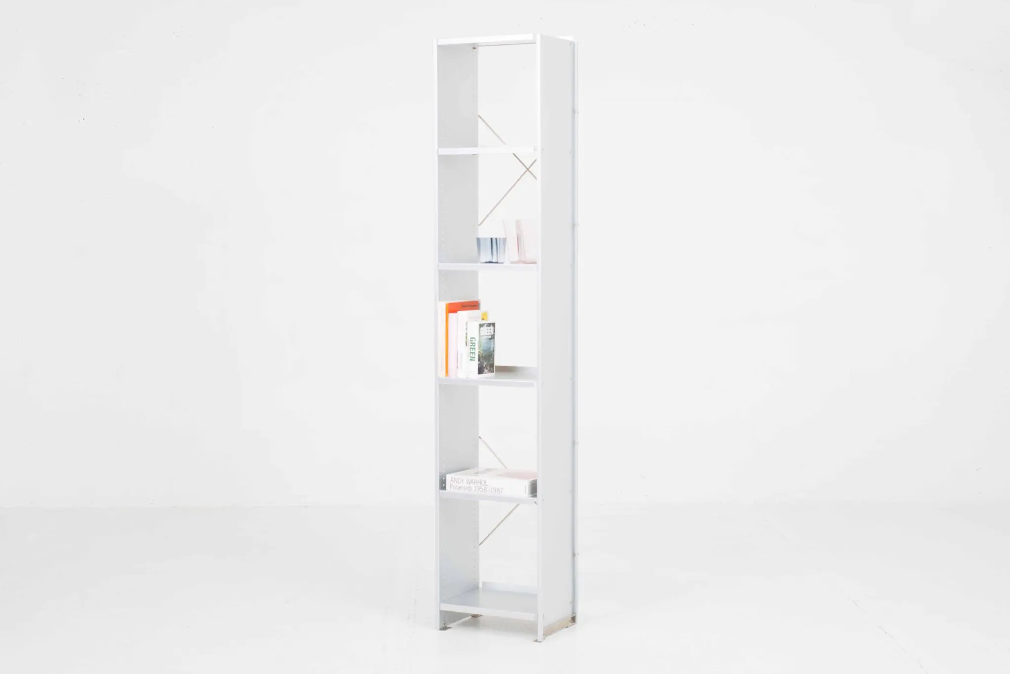 Lehni Aluminium-Regal von Andreas Christen